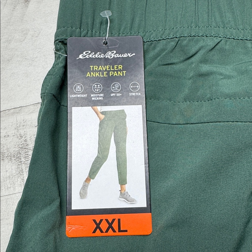Eddie Bauer Women's Green Pull-On Straight-Leg Pants - Picture 8 of 11
